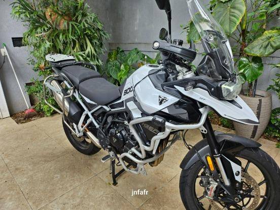 TRIUMPH TIGER 900 GT 